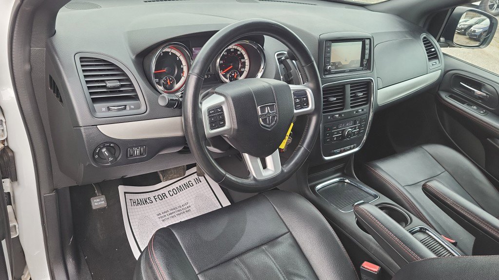 Used 2019 Dodge Grand Caravan GT image 19