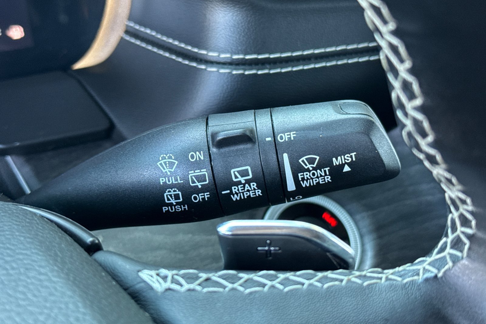 Used 2022 Jeep Grand Cherokee L Limited RWD image 37