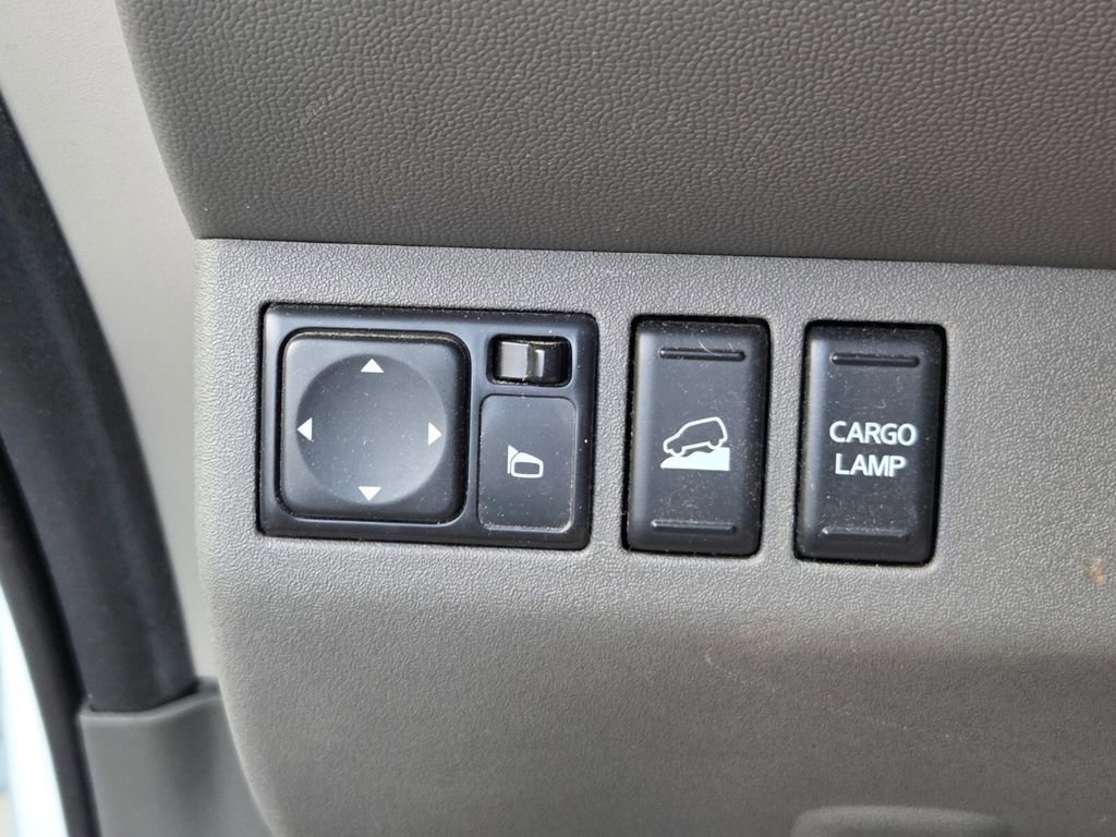 Used 2019 Nissan Frontier SV image 11