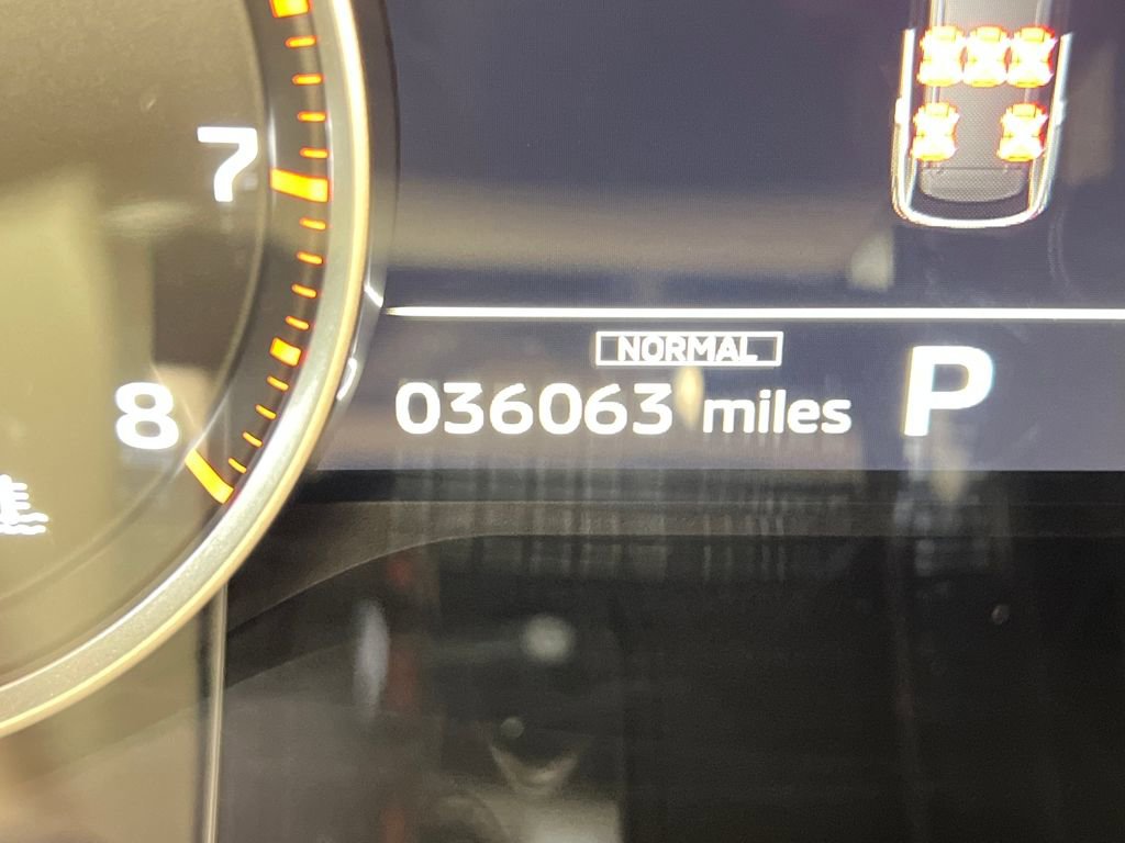 Used 2025 Mitsubishi Outlander SE image 46