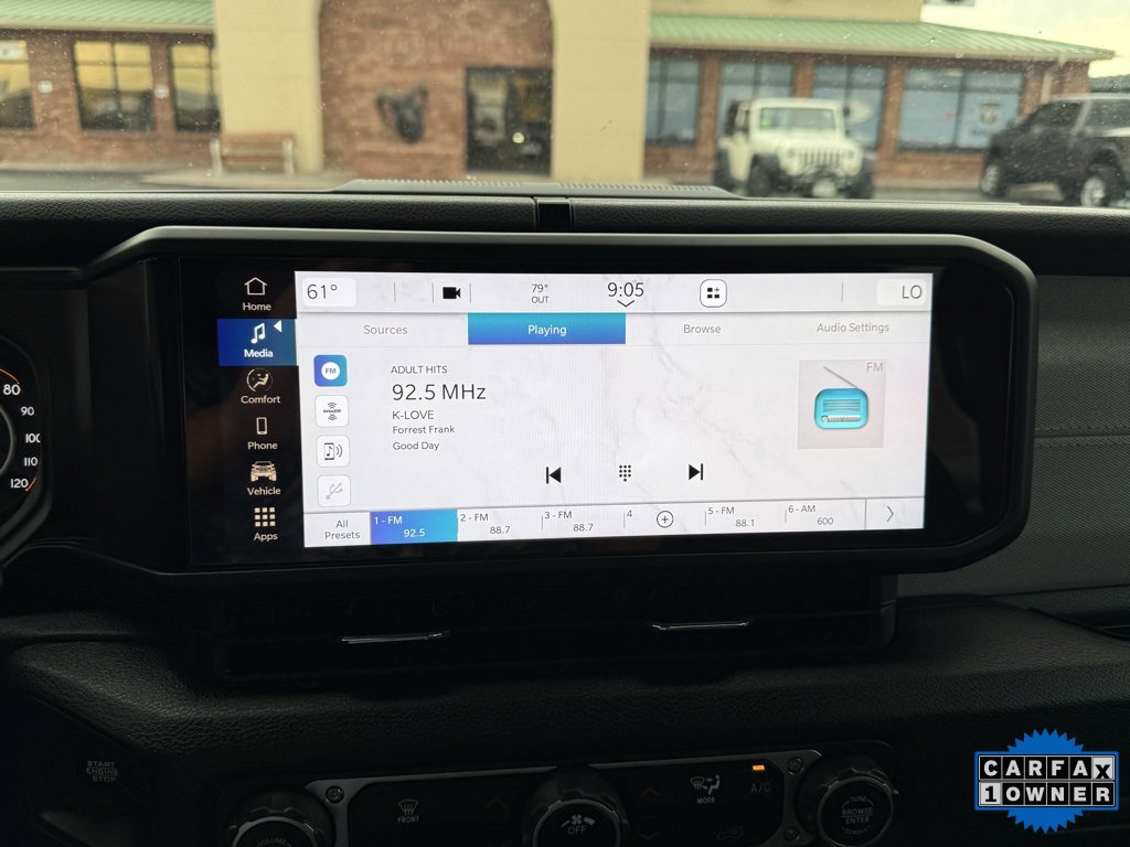 Used 2024 Jeep Gladiator Sport image 11