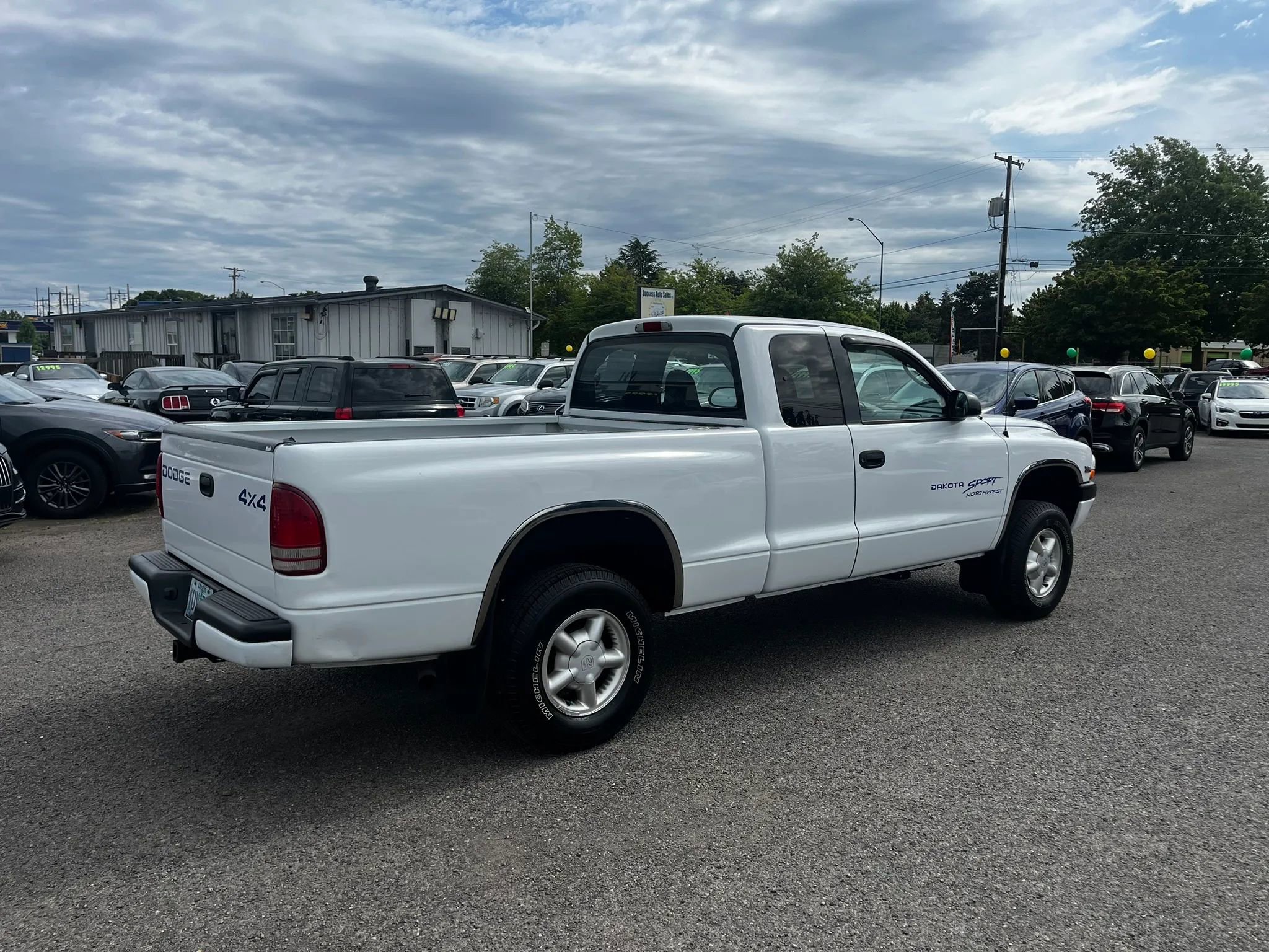 Used 2000 Dodge Dakota 4x4 Club Cab image 3