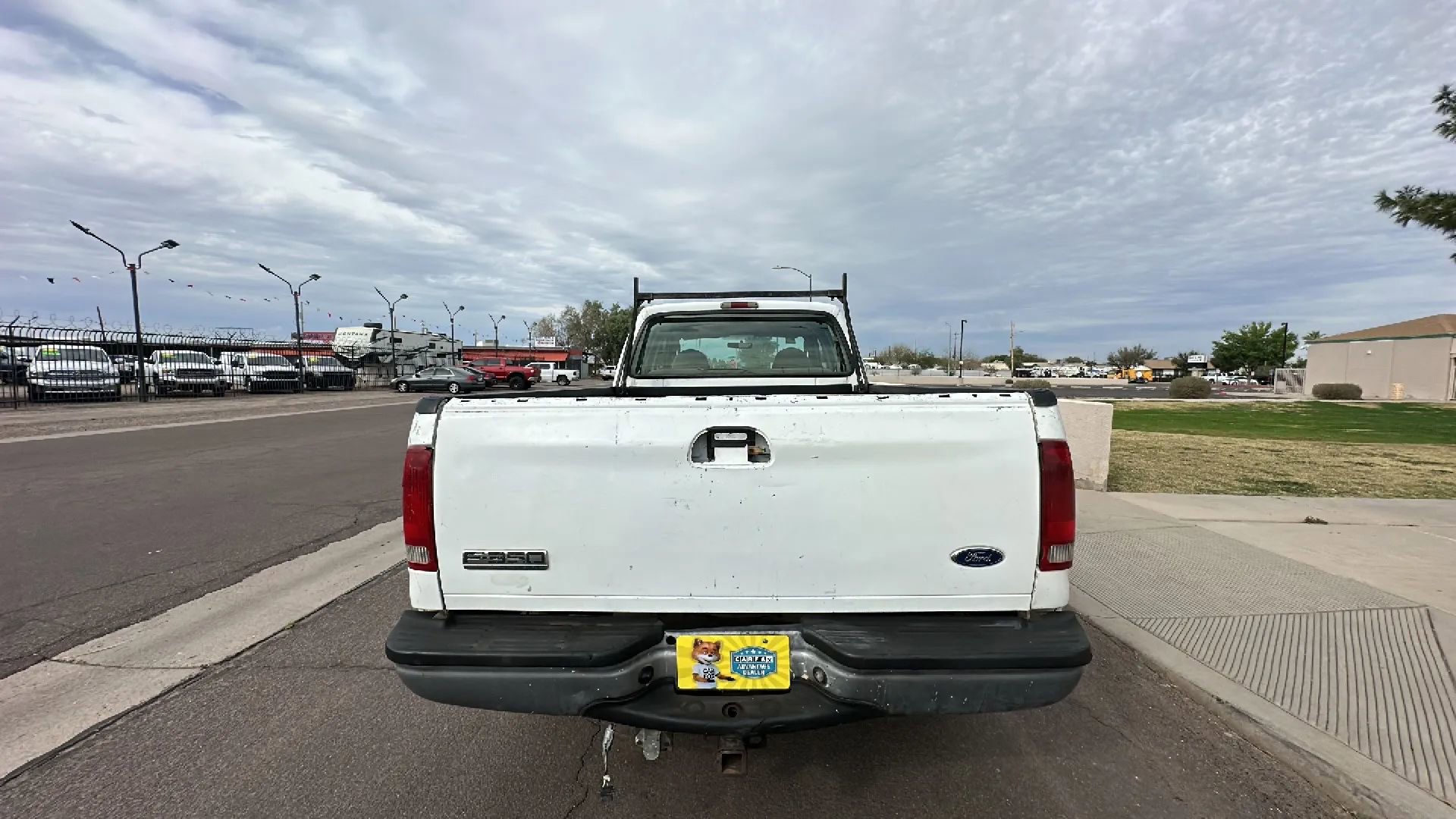 Used 2005 Ford F350 Lariat image 3