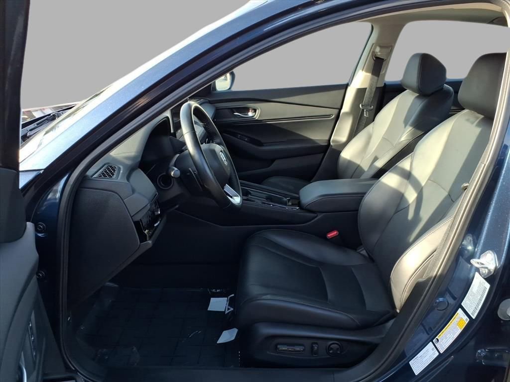 Used 2023 Honda Accord Touring image 16