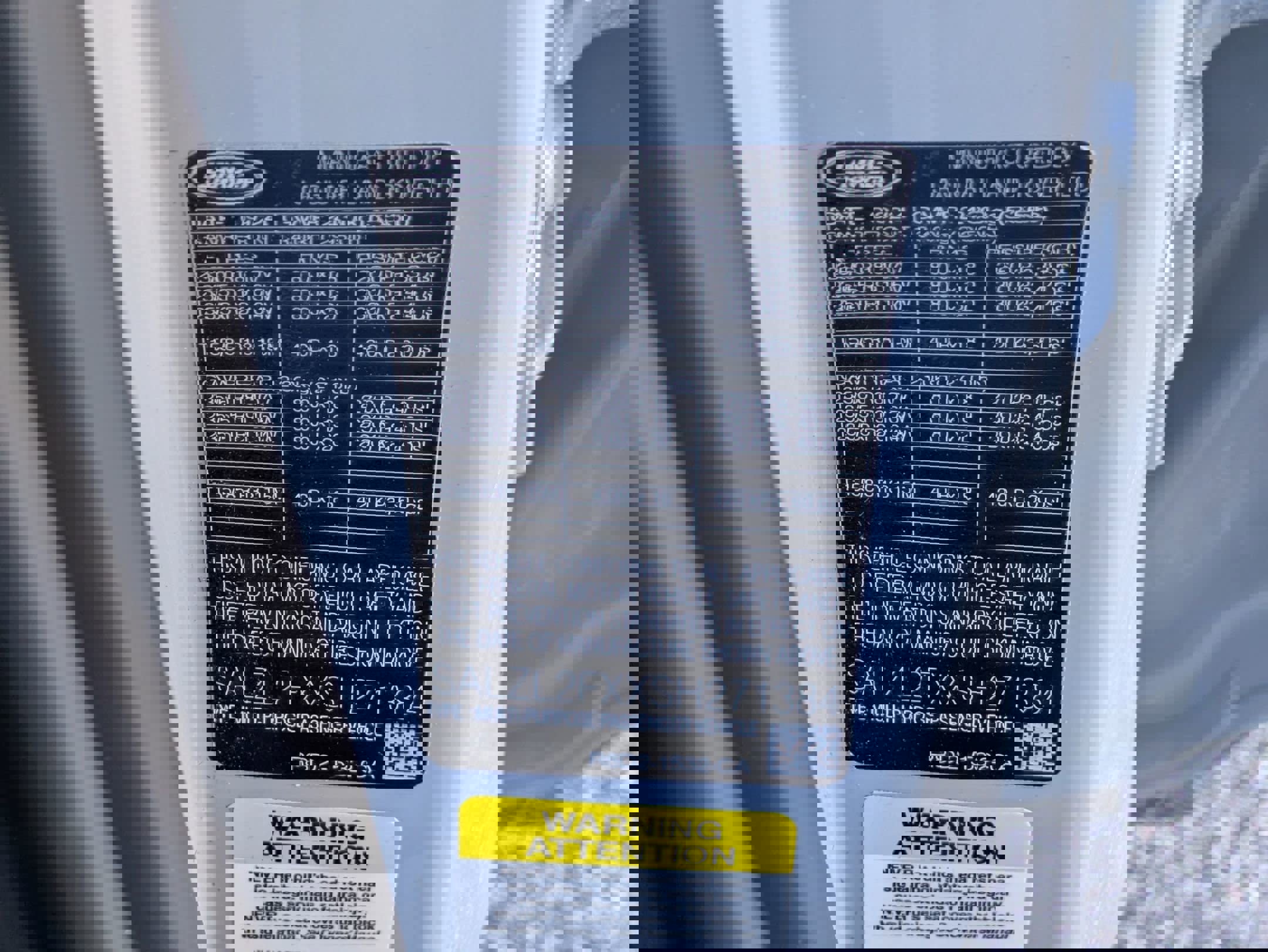 Certified 2025 Land Rover Range Rover Evoque Dynamic SE image 35