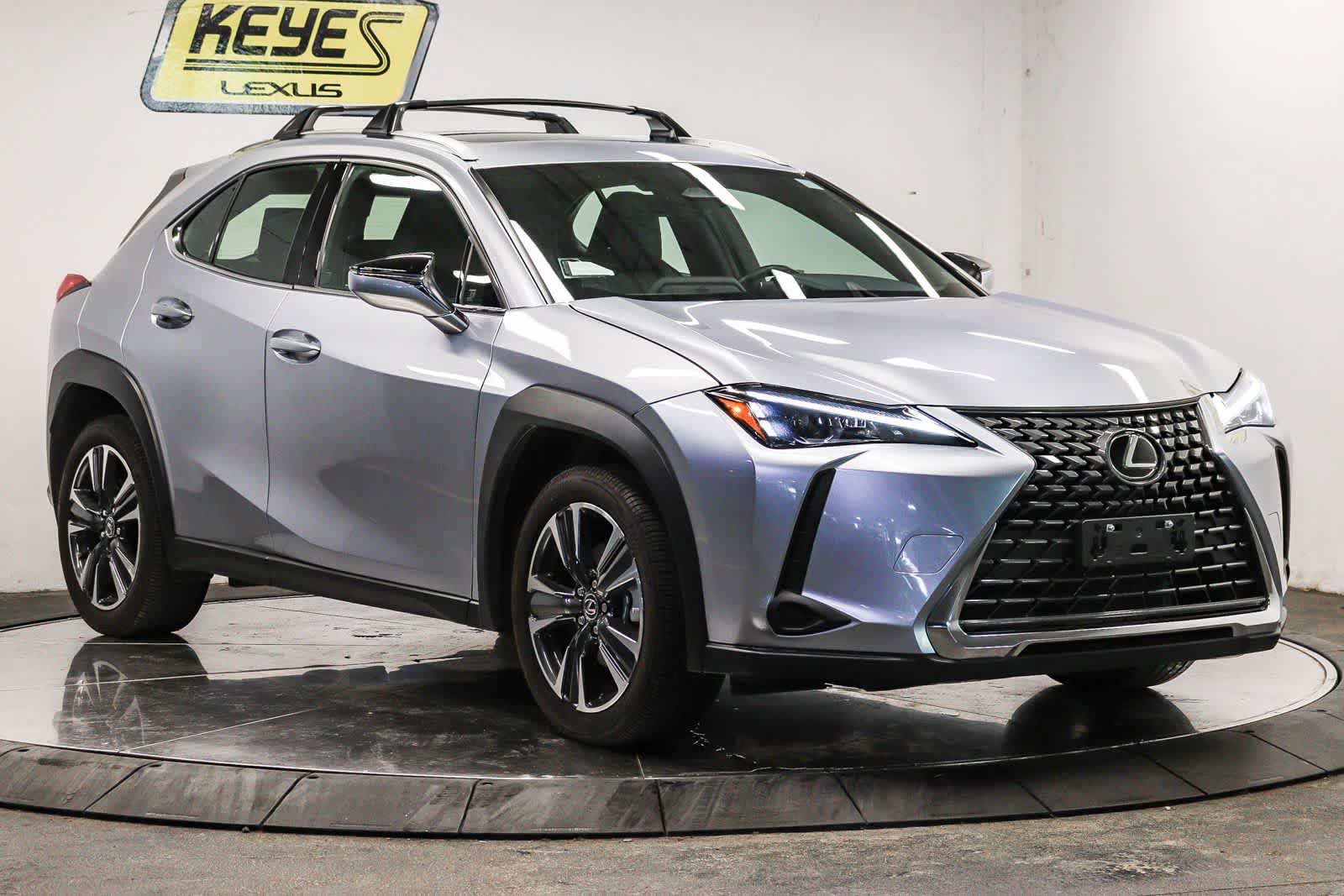 Certified 2025 Lexus UX 300h FWD image 5