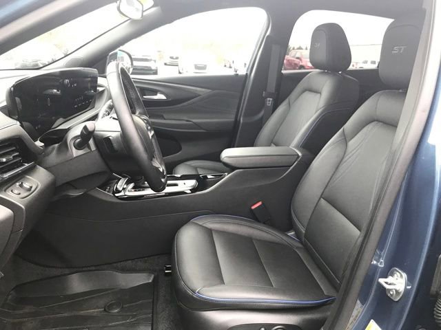 Used 2024 Buick Envista Sport Touring w/ Convenience I Package image 38