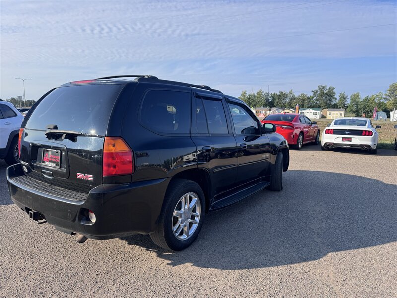 Used 2008 GMC Envoy Denali AWD/4WD image 4