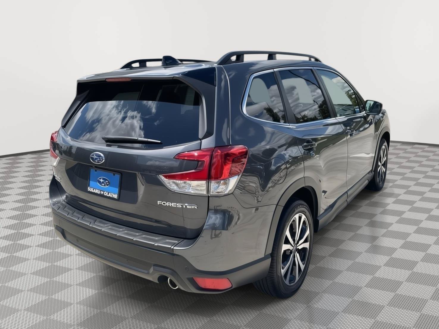 Certified 2024 Subaru Forester Limited w/ Pop Package 2 AWD/4WD image 15