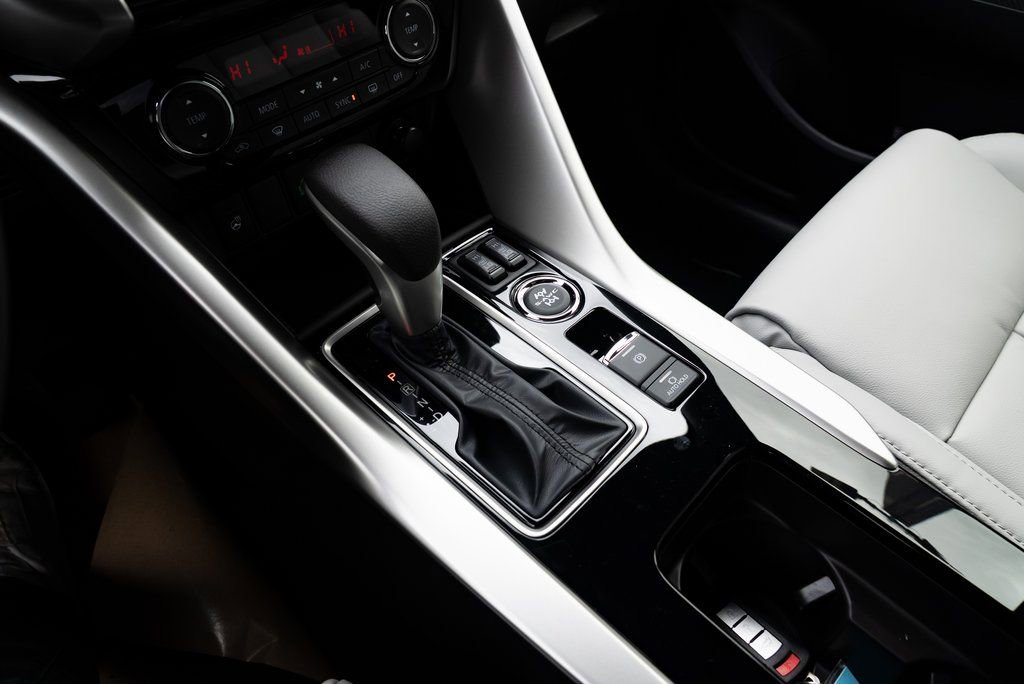 New 2026 Mitsubishi Eclipse Cross SEL image 17