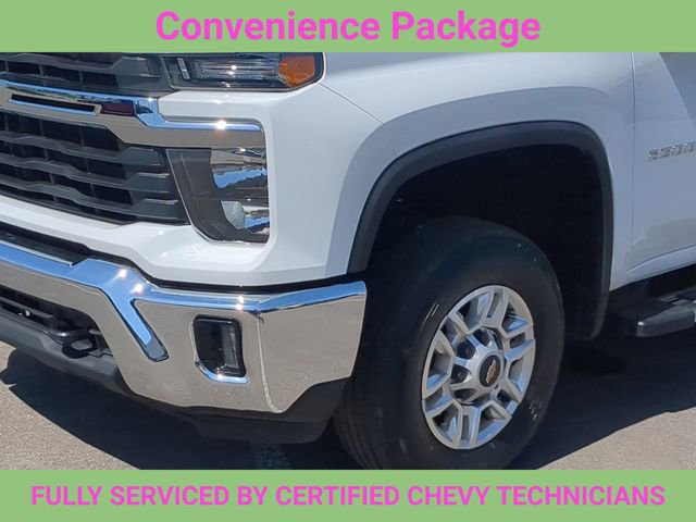 Used 2025 Chevrolet Silverado 2500 LT w/ Convenience Package AWD/4WD image 16