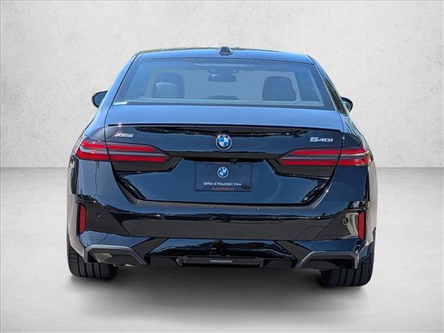 New 2026 BMW 540i xDrive w/ M Sport Package AWD/4WD image 7