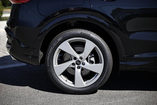 New 2025 Audi Q5 Prestige image 6
