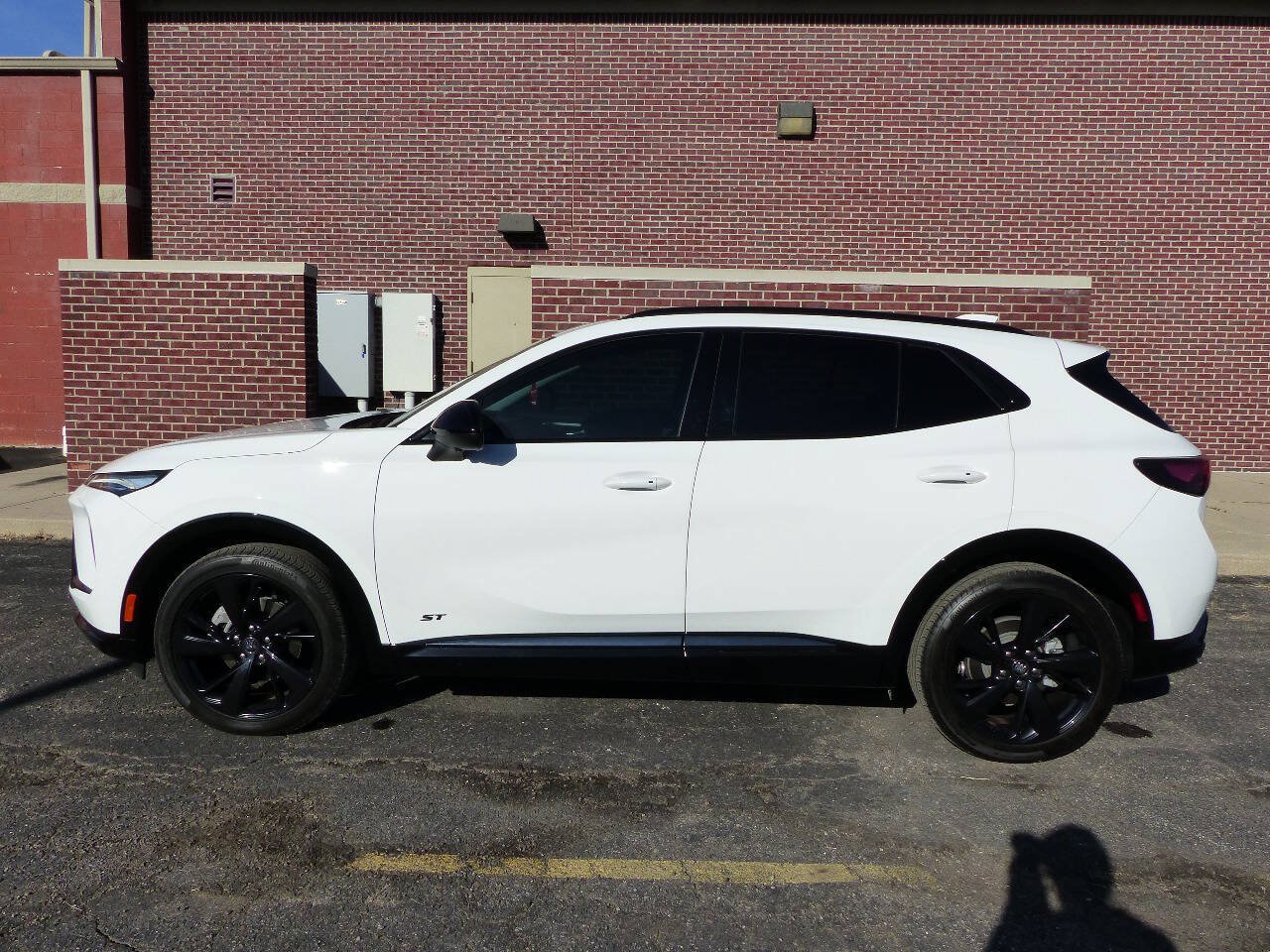 Used 2025 Buick Envision Sport Touring AWD/4WD image 6