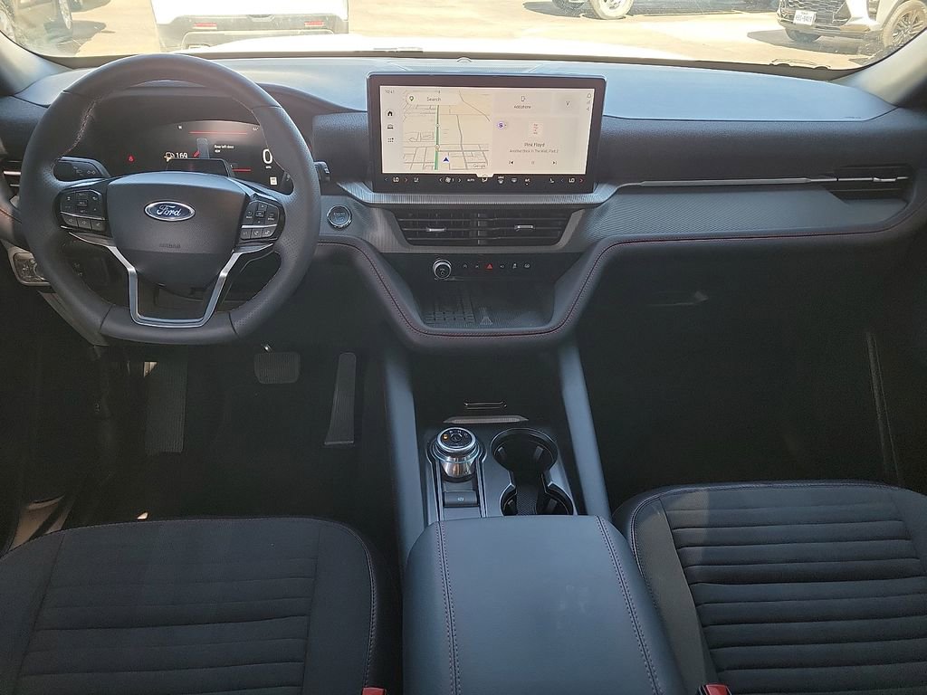 Used 2025 Ford Explorer ST-Line w/ Premium Package RWD image 9
