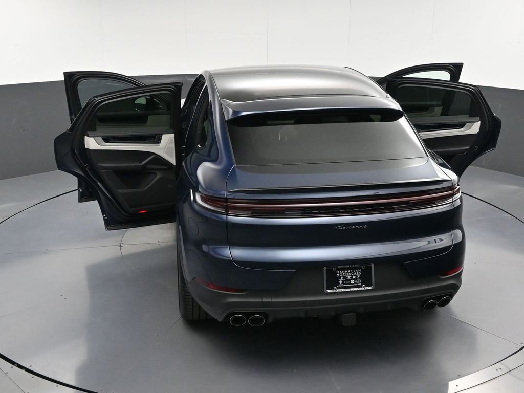 New 2026 Porsche Cayenne Coupe AWD/4WD image 34