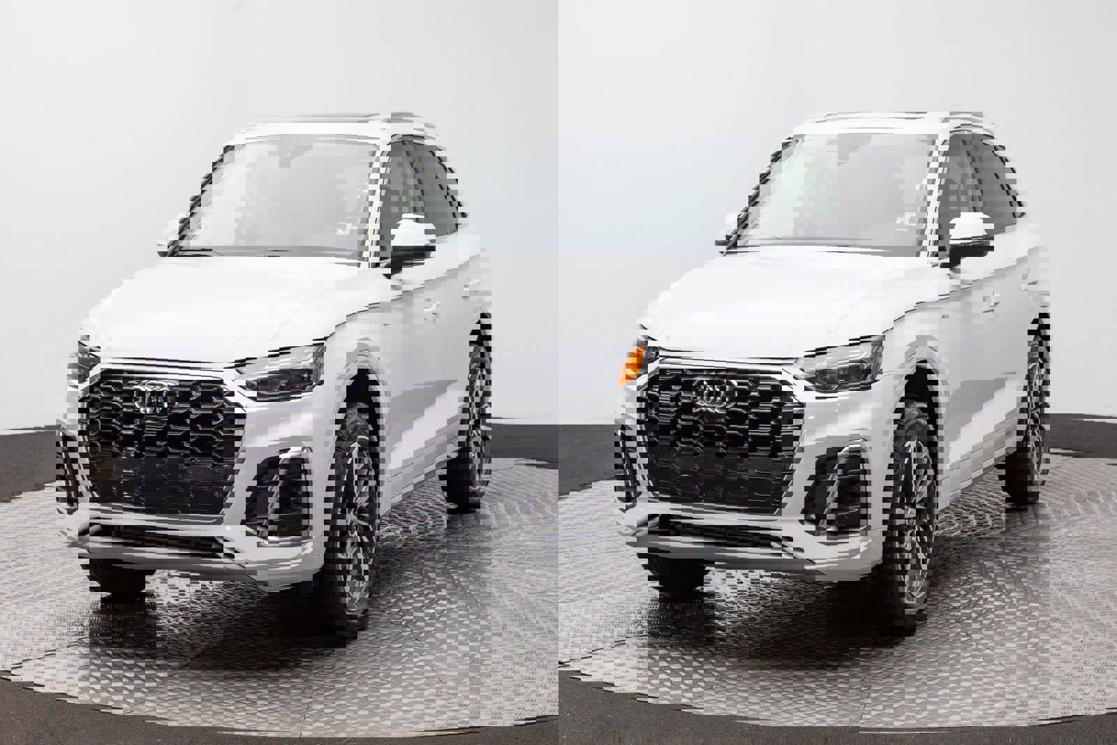 Used 2024 Audi Q5 2.0T Premium Plus