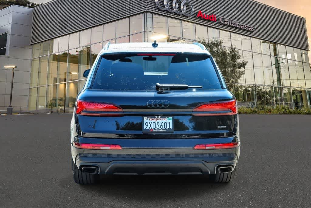 Used 2026 Audi Q7 2.0T Premium w/ Convenience Plus Package AWD/4WD image 3