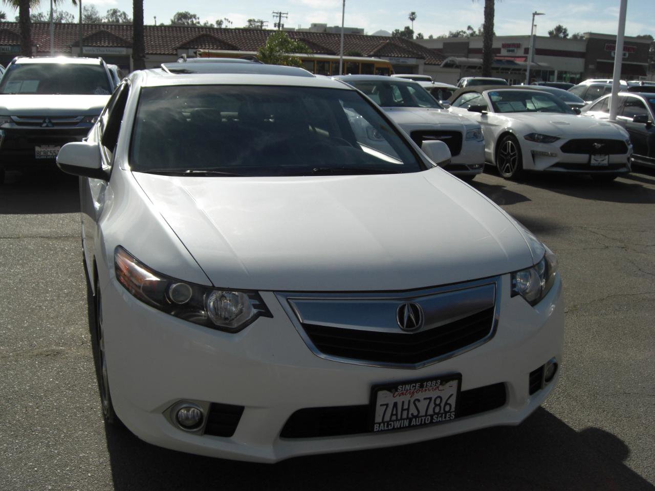 Used 2012 Acura TSX w/ Technology Package image 2