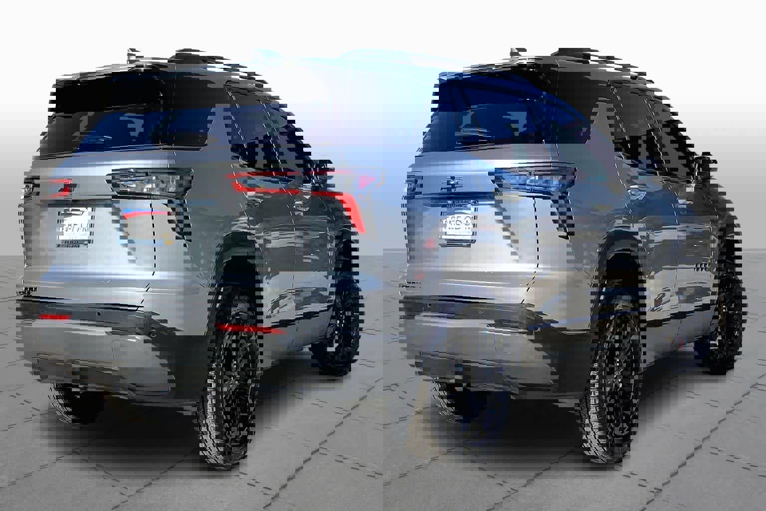 Used 2025 Chevrolet Equinox LT w/ Midnight Edition image 12