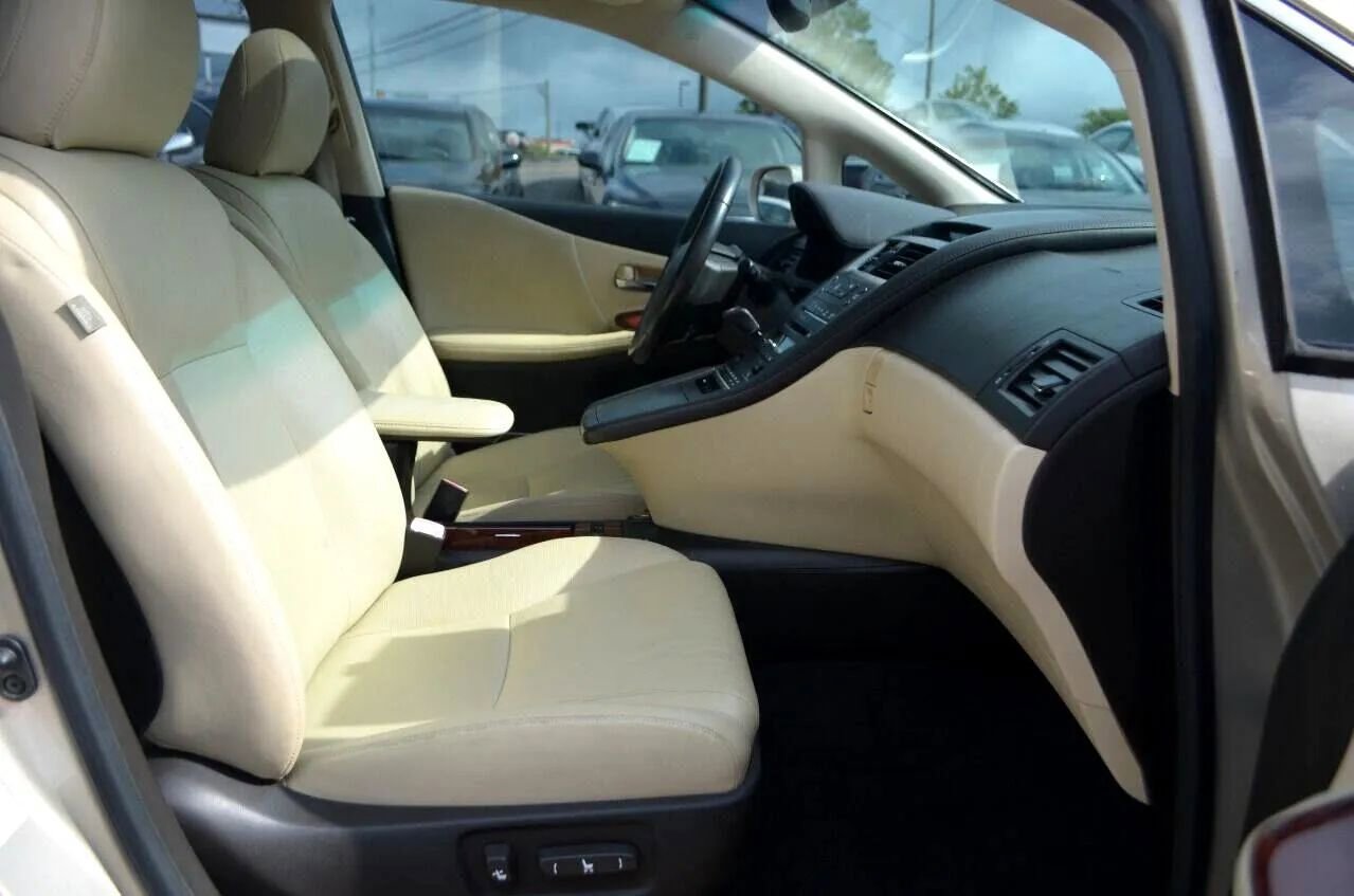 Used 2012 Lexus HS 250h image 29