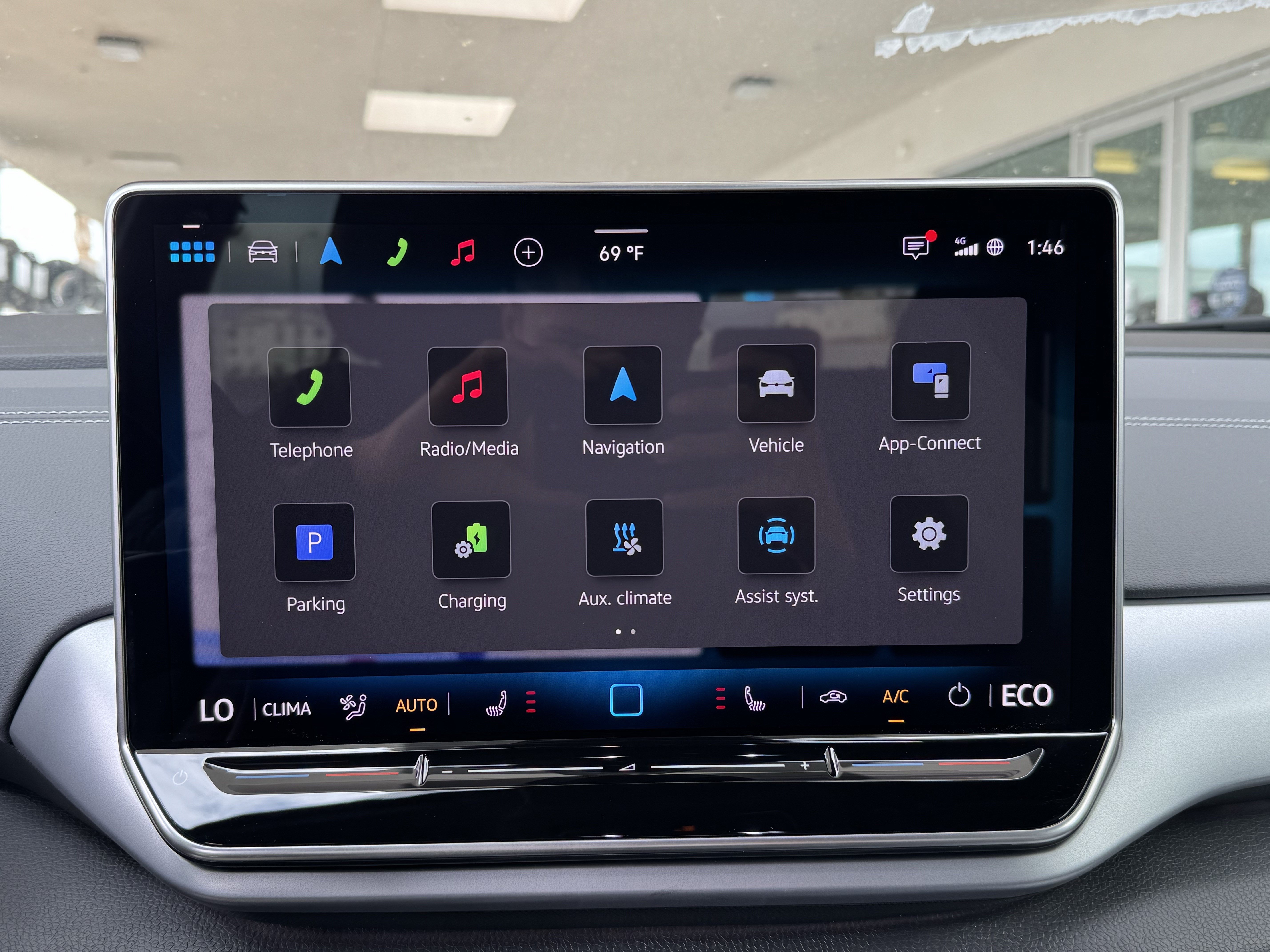 New 2026 Volkswagen ID.4 Pro RWD image 21