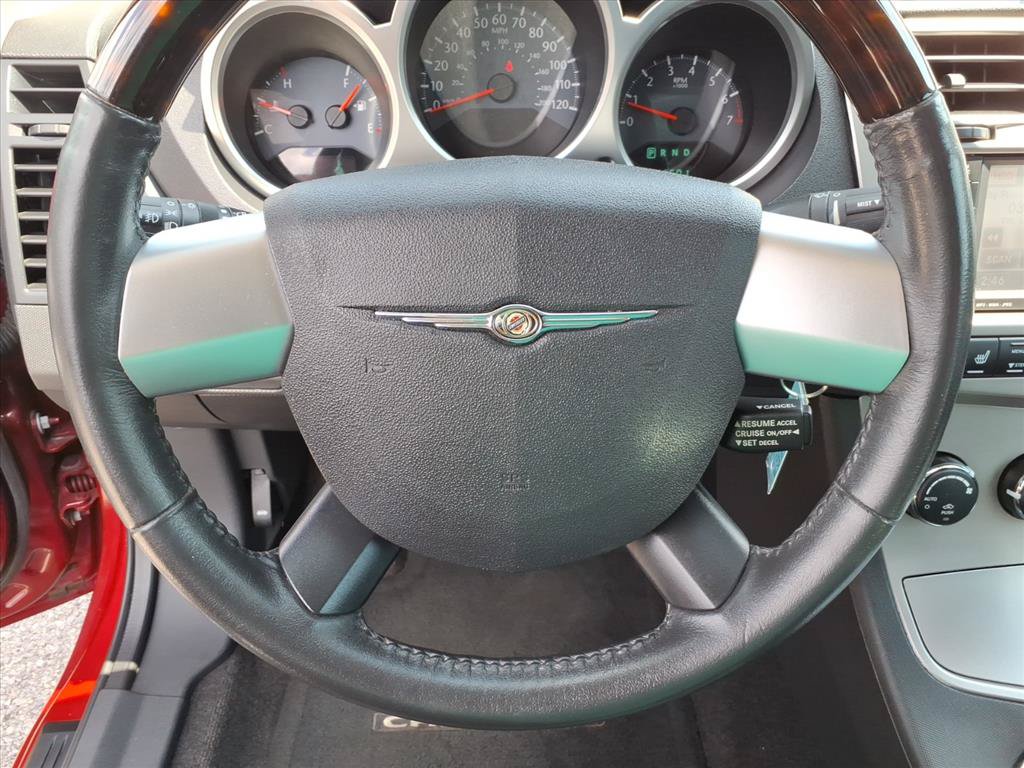 Used 2010 Chrysler Sebring Limited FWD image 20