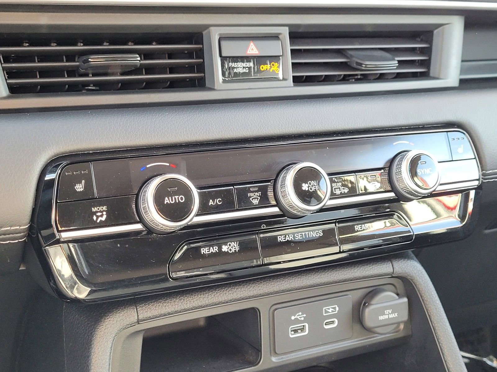 Certified 2024 Honda Pilot EX-L image 25