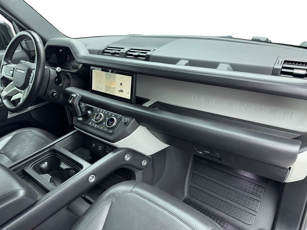 Used 2024 Land Rover Defender 110 S image 45