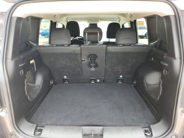 Used 2020 Jeep Renegade Latitude w/ Popular Equipment Group FWD image 18