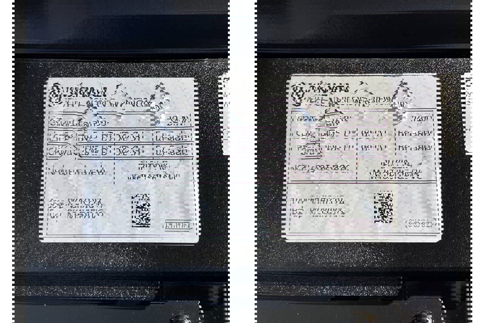 Used 2024 Volkswagen Atlas SEL Premium R-Line image 42