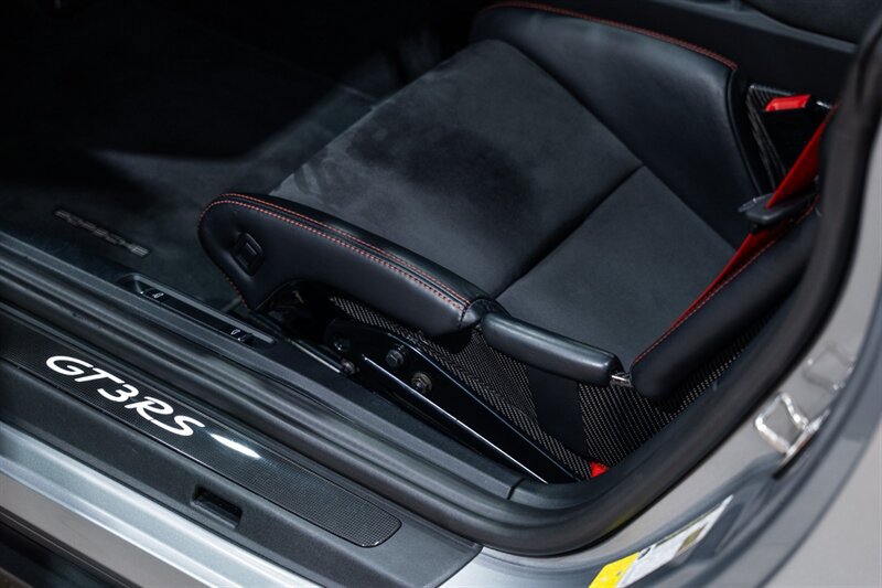 Used 2016 Porsche 911 GT3 RS RWD image 26