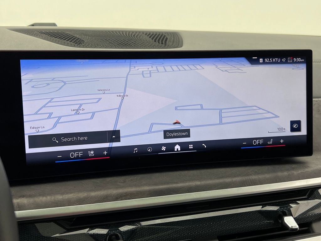 Certified 2025 BMW X5 xDrive40i w/ Executive Package image 19