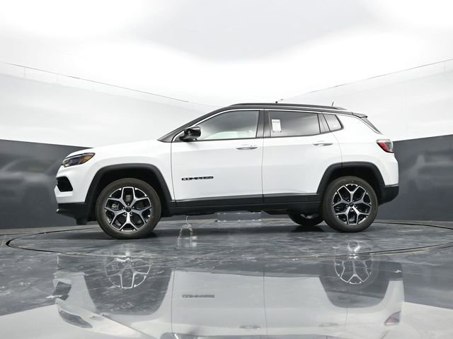 Used 2026 Jeep Compass Limited AWD/4WD image 39