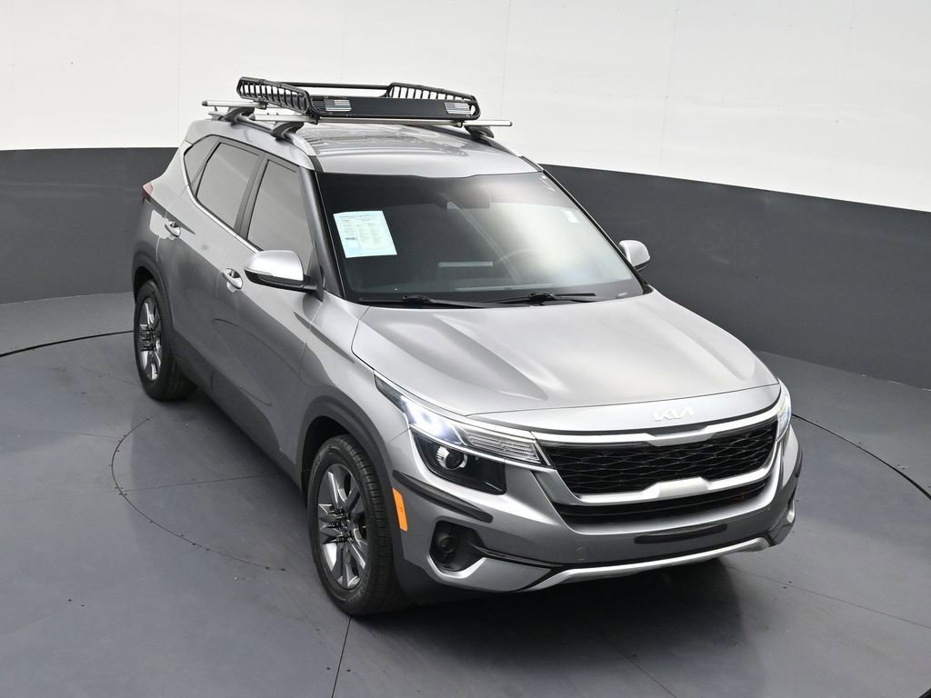 Used 2023 Kia Seltos S FWD image 19