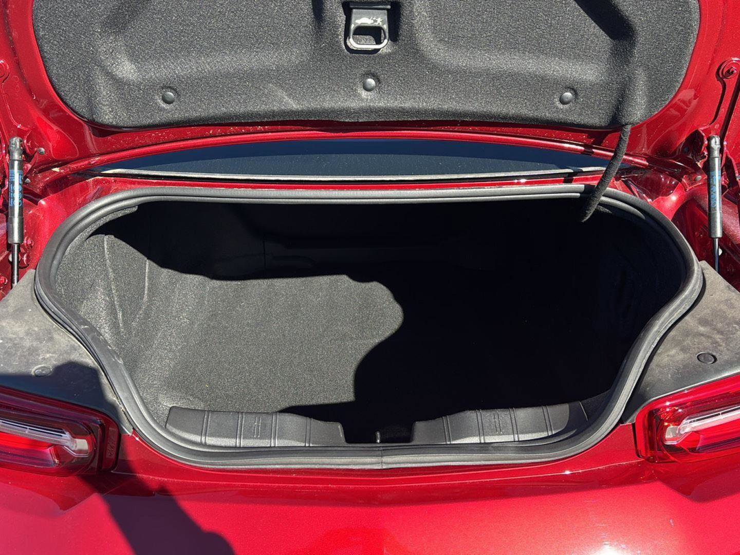 Used 2022 Chevrolet Camaro LT image 16