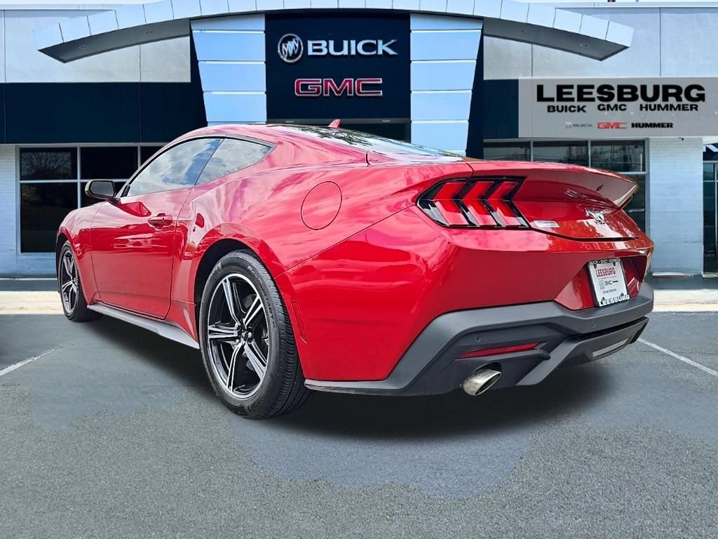 Used 2024 Ford Mustang Coupe RWD image 5