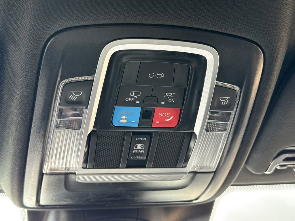 New 2026 RAM 2500 Laramie AWD/4WD image 24