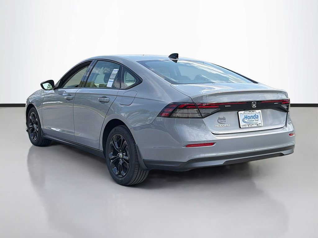 Used 2025 Honda Accord SE image 8