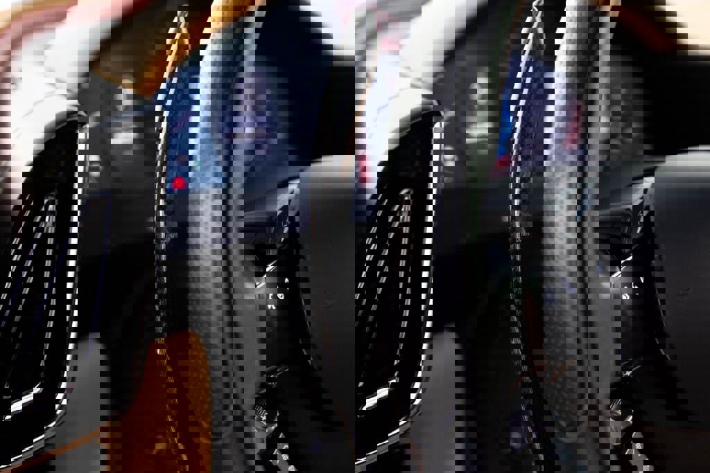 Certified 2022 Ferrari Roma image 47