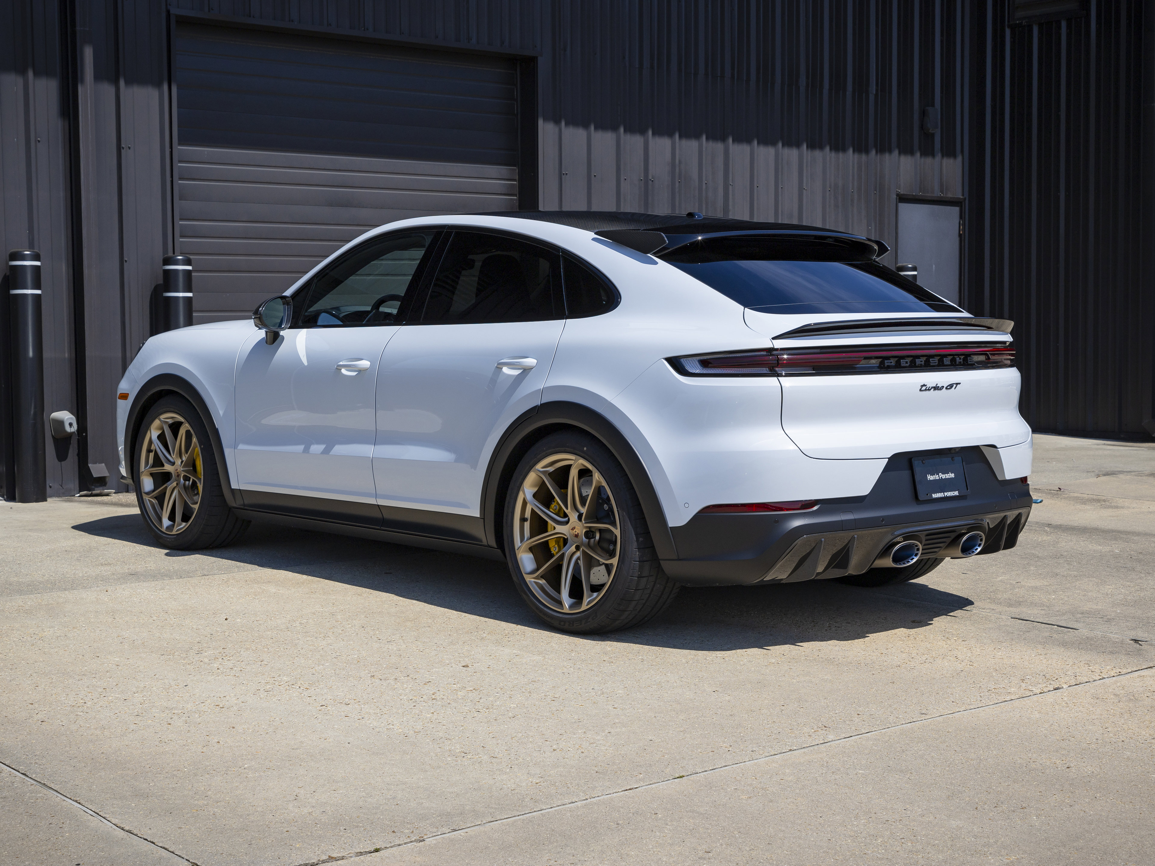 New 2026 Porsche Cayenne Turbo GT image 7
