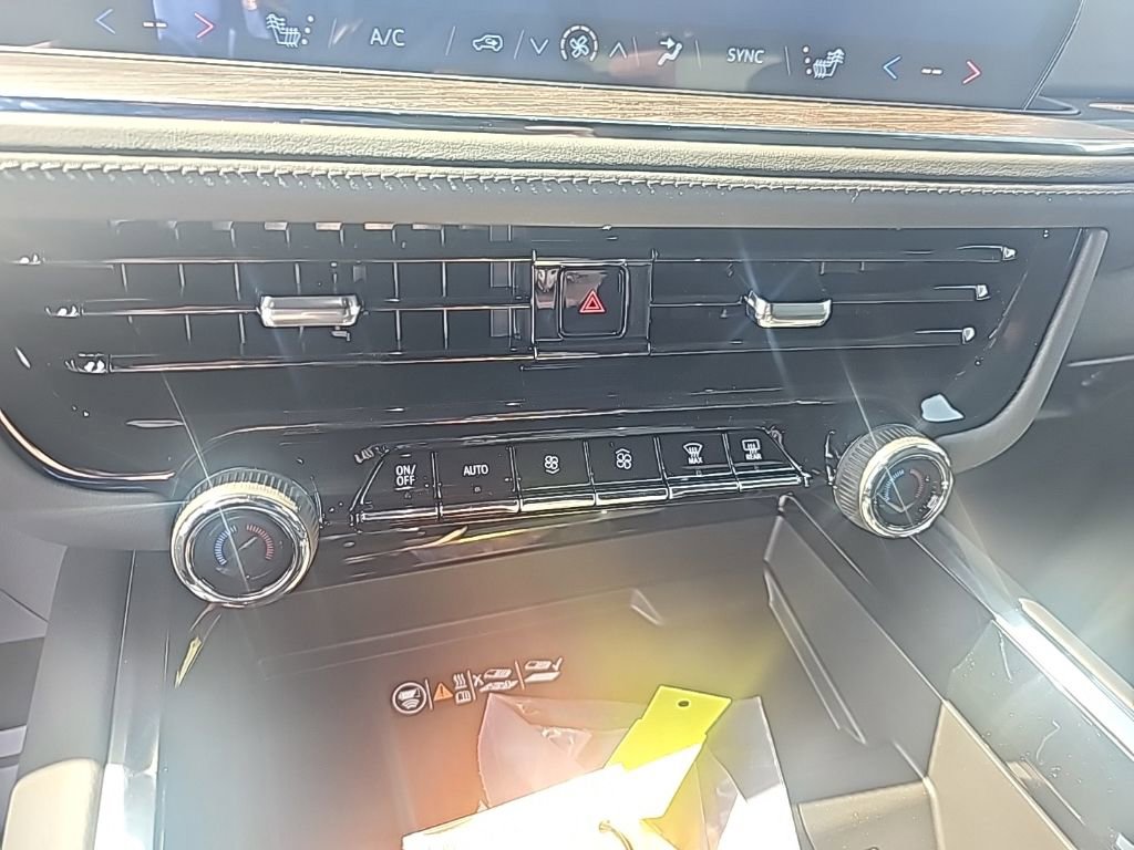 New 2026 Chevrolet Suburban LT w/ Comfort Package image 20