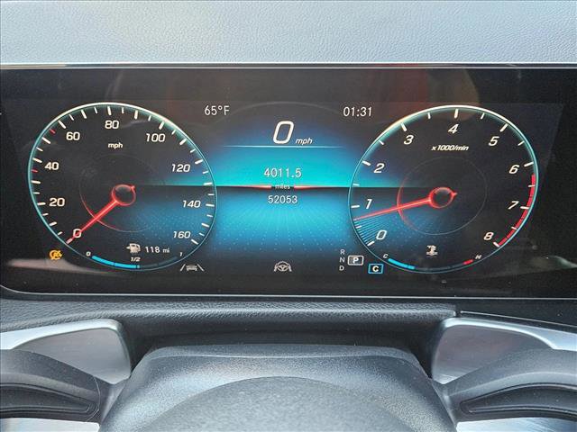 Used 2023 Mercedes-Benz GLB 250 4MATIC image 11