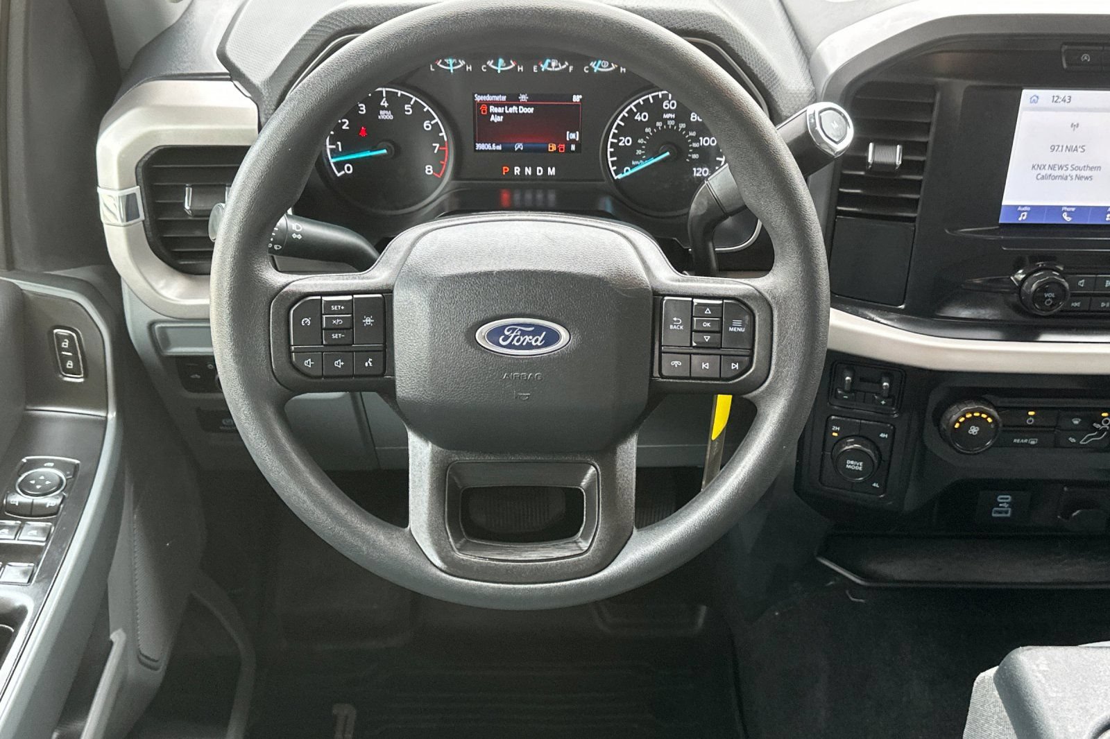 Used 2023 Ford F150 XLT AWD/4WD image 14