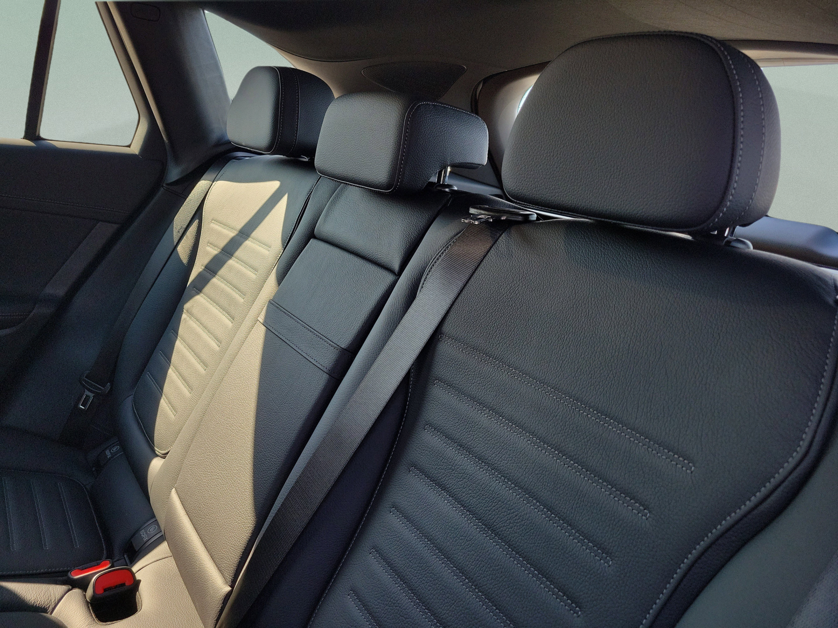 Certified 2026 Mercedes-Benz GLC 43 AMG 4MATIC image 21