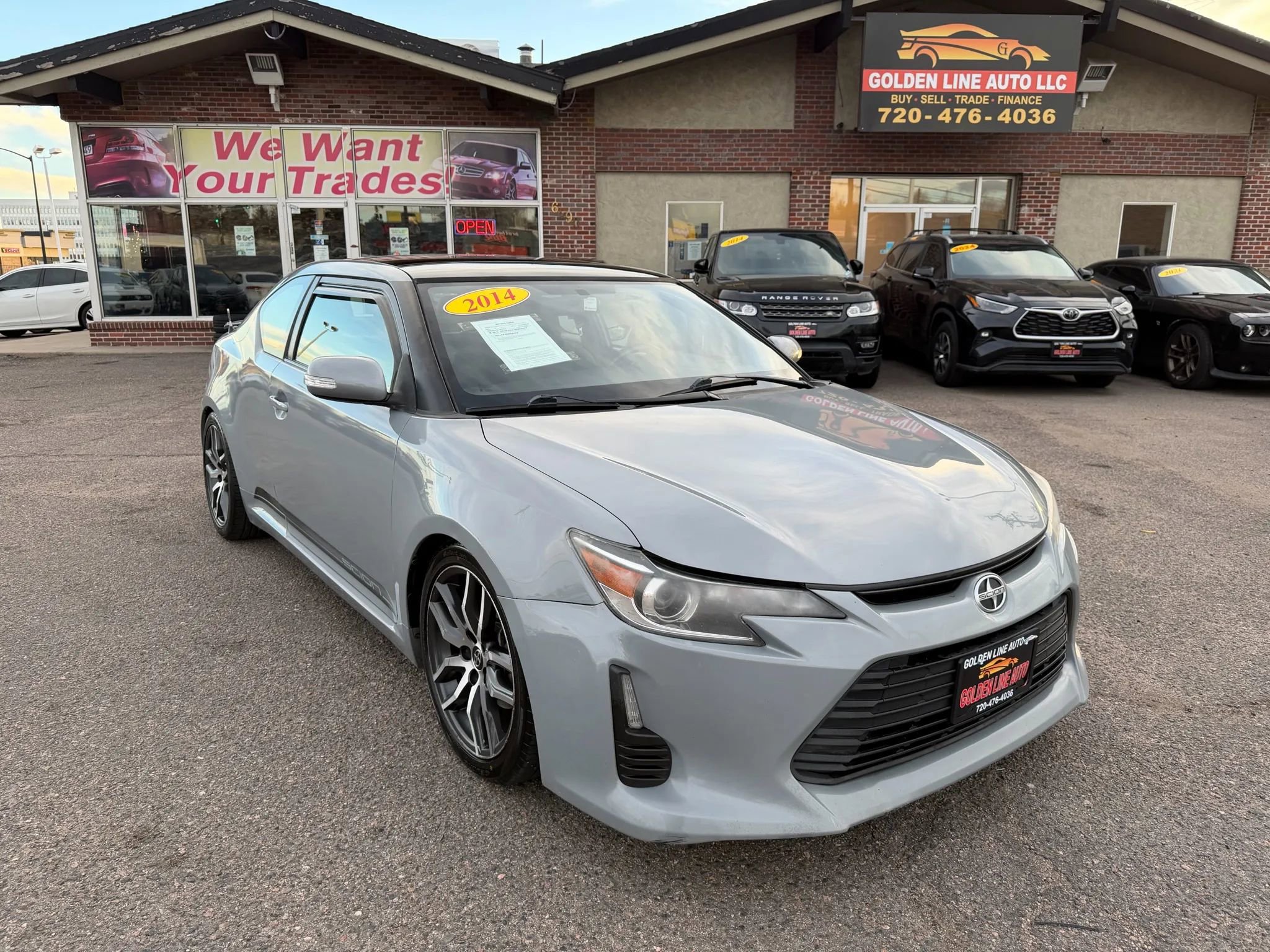Used 2014 Scion tC image 2