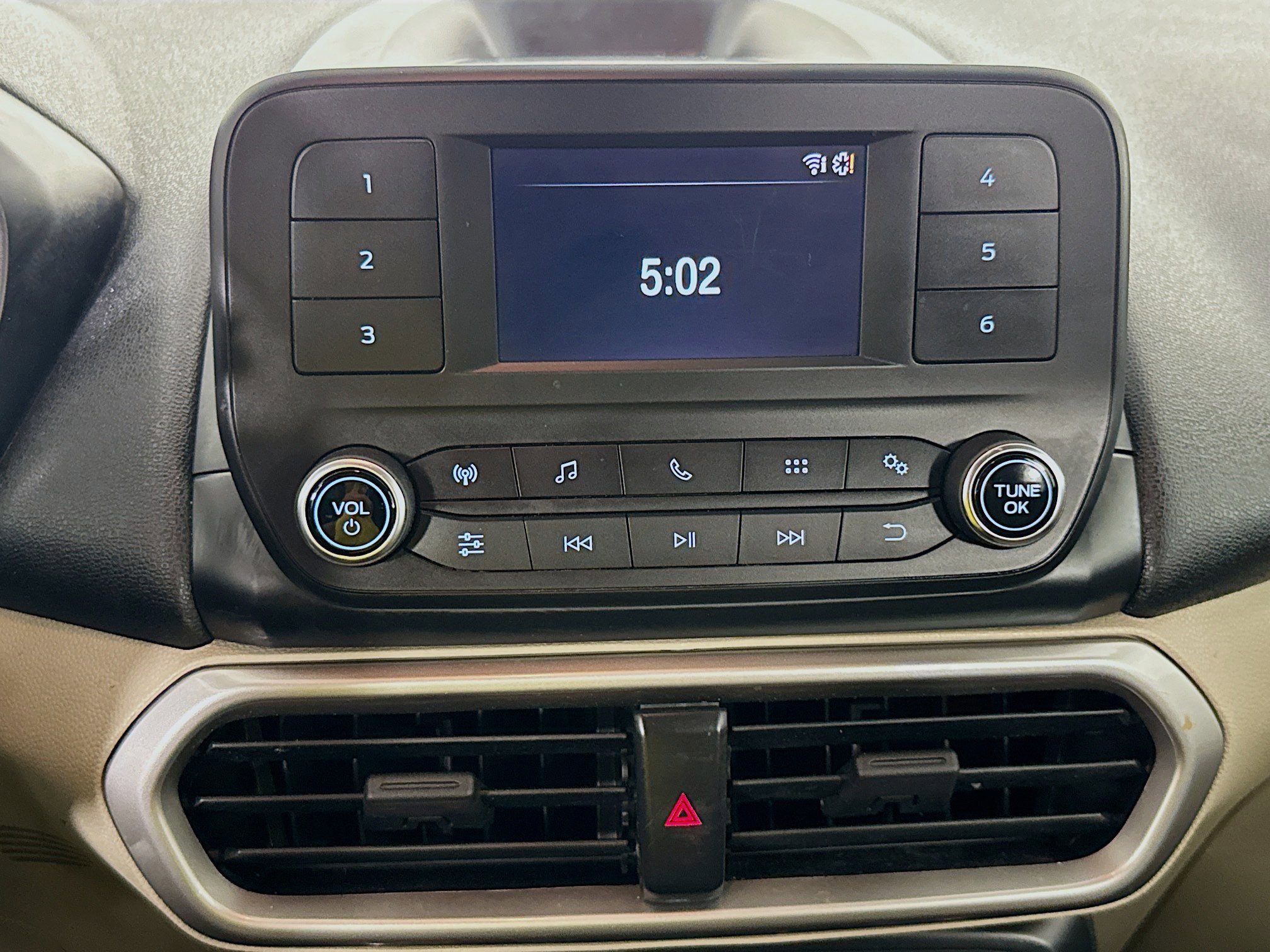 Used 2018 Ford EcoSport S image 17