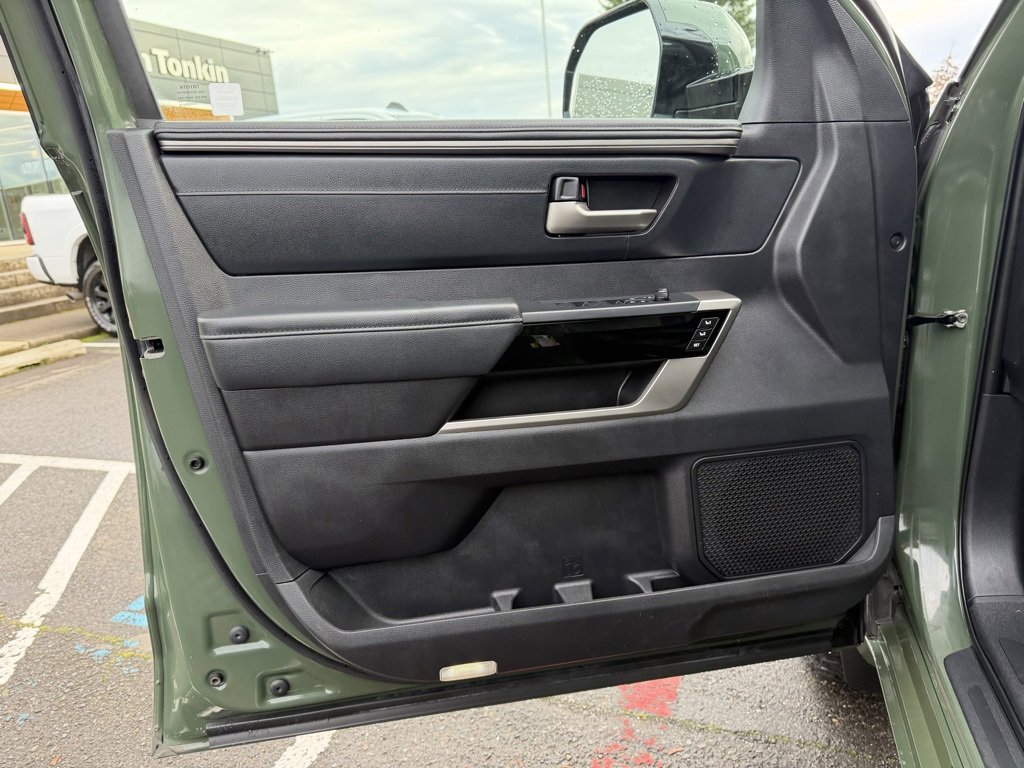 Used 2022 Toyota Tundra Limited image 12