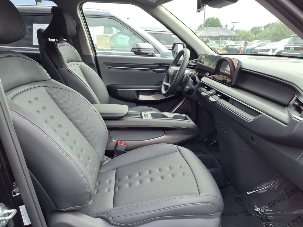 Used 2026 Kia EV9 Wind AWD/4WD image 10