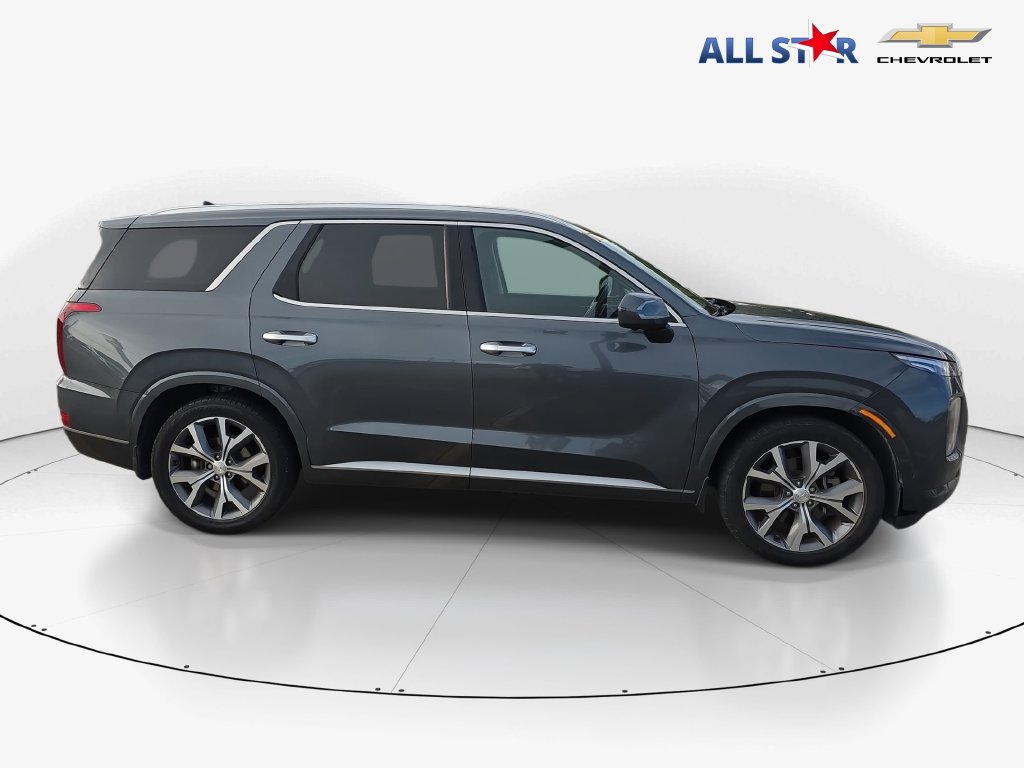 Used 2022 Hyundai Palisade Limited w/ Cargo Package FWD image 2